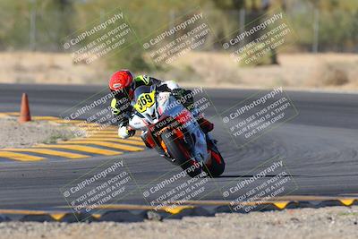 media/Oct-30-2022-CVMA (Sun) [[fb421c3cec]]/Race 16 Amateur Supersport Middleweight/